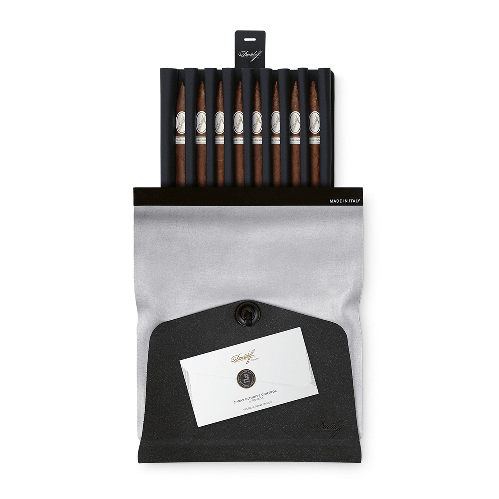 DAVIDOFF ACCESSORIES TRAVEL CIGAR HUMIDOR 2020
