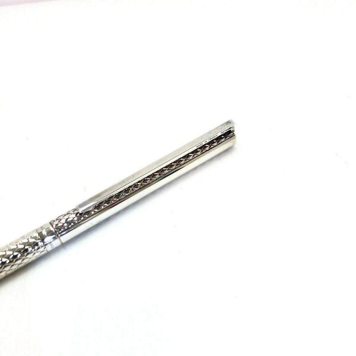 Habanos Specialist Vietnam ACCESSORIES S.T.DUPONT BALL POINT PEN CLASSIQUE SNAKE CHROME No.0456850C