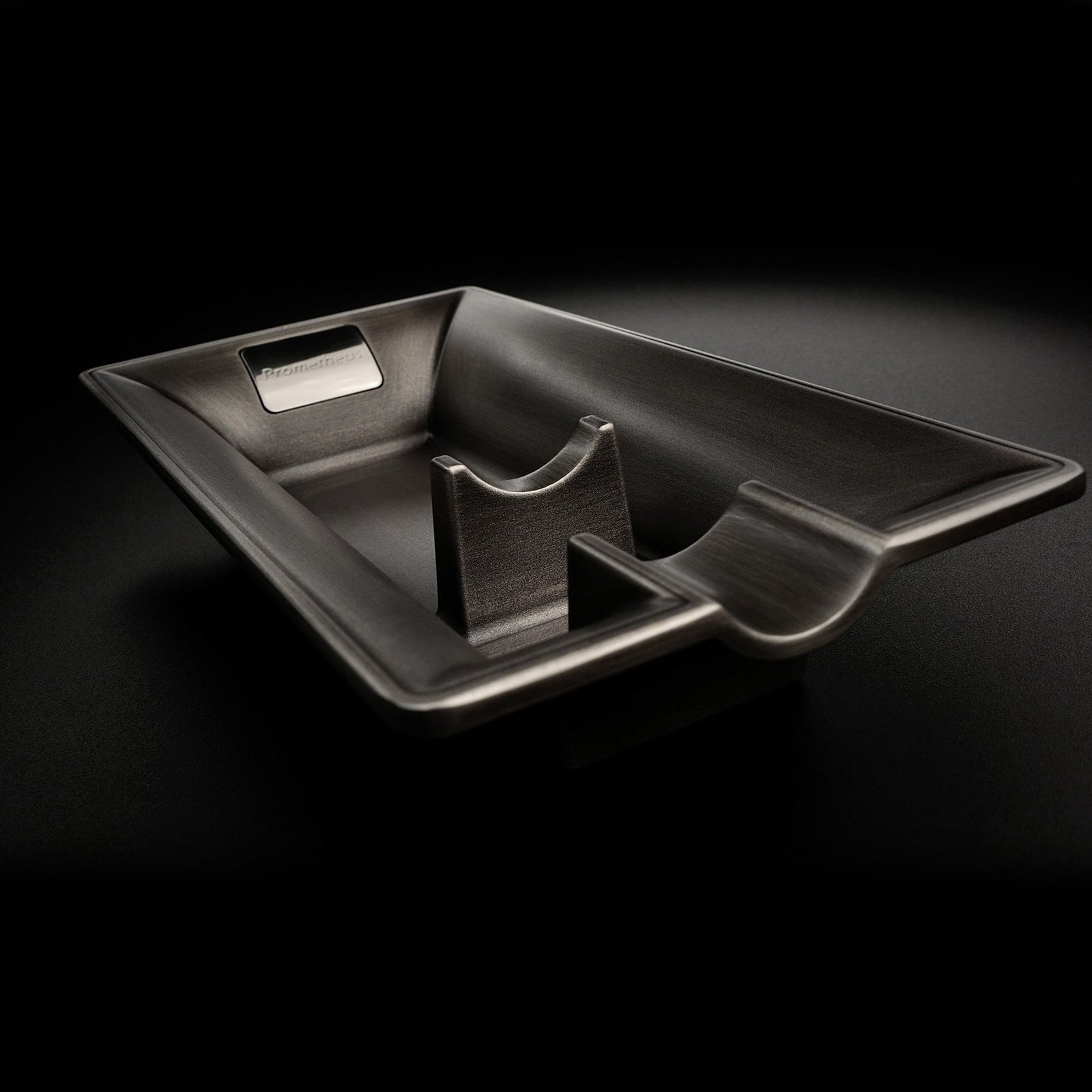 Prometheus ACCESSORIES Prometheus  Antique Chrome Metal Ashtray / Single Groove ASH-METAL/C1.